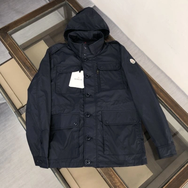 Resilient Moncler Outwear 143600