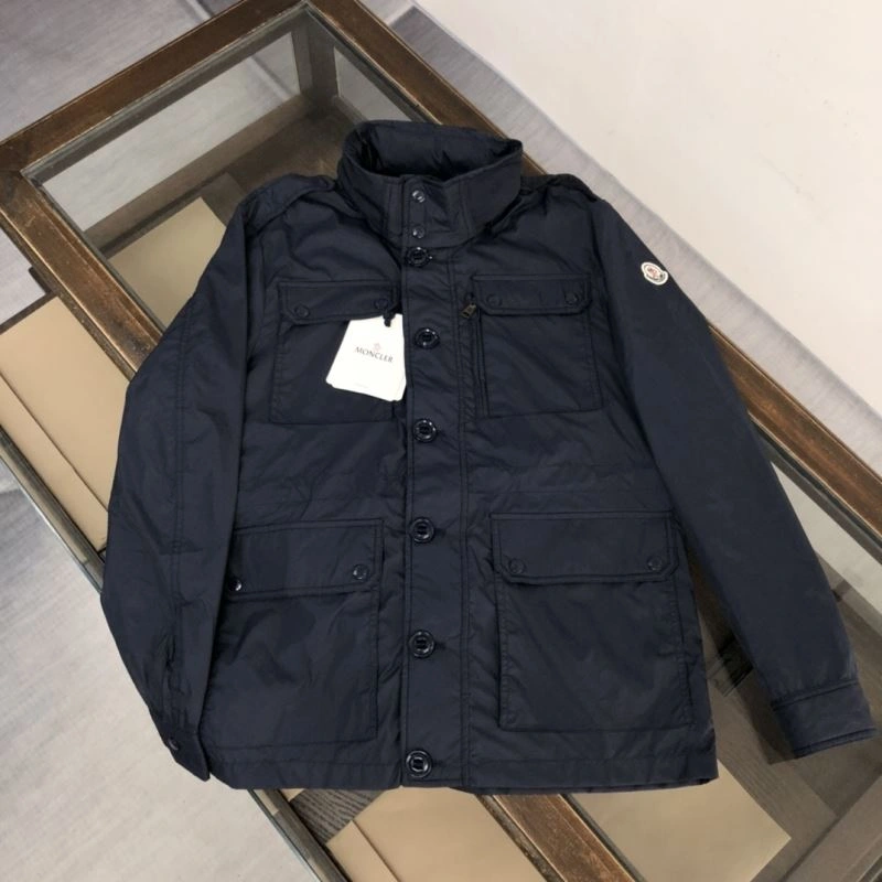 Resilient Moncler Outwear 143600