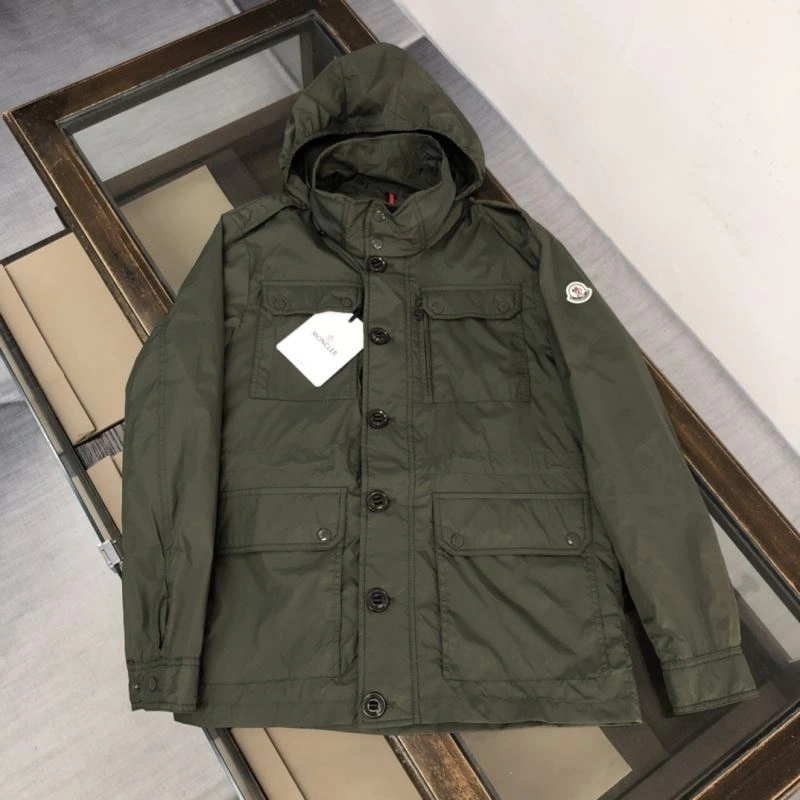Moncler Outwear Fashionable 143598