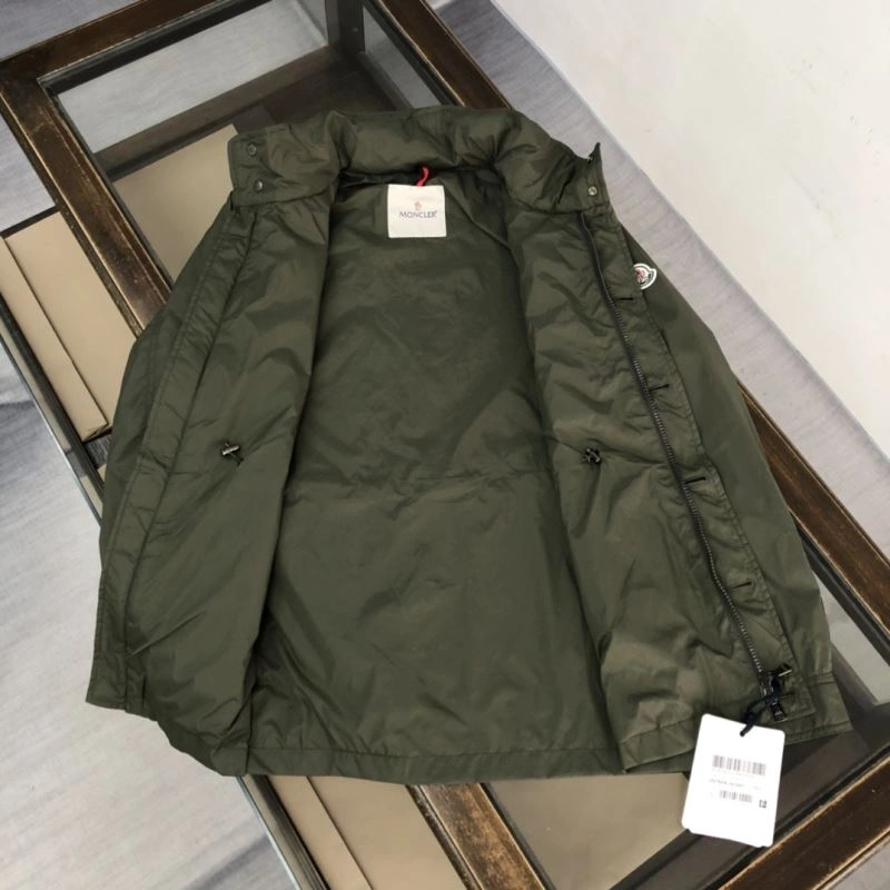 Moncler Outwear Fashionable 143598