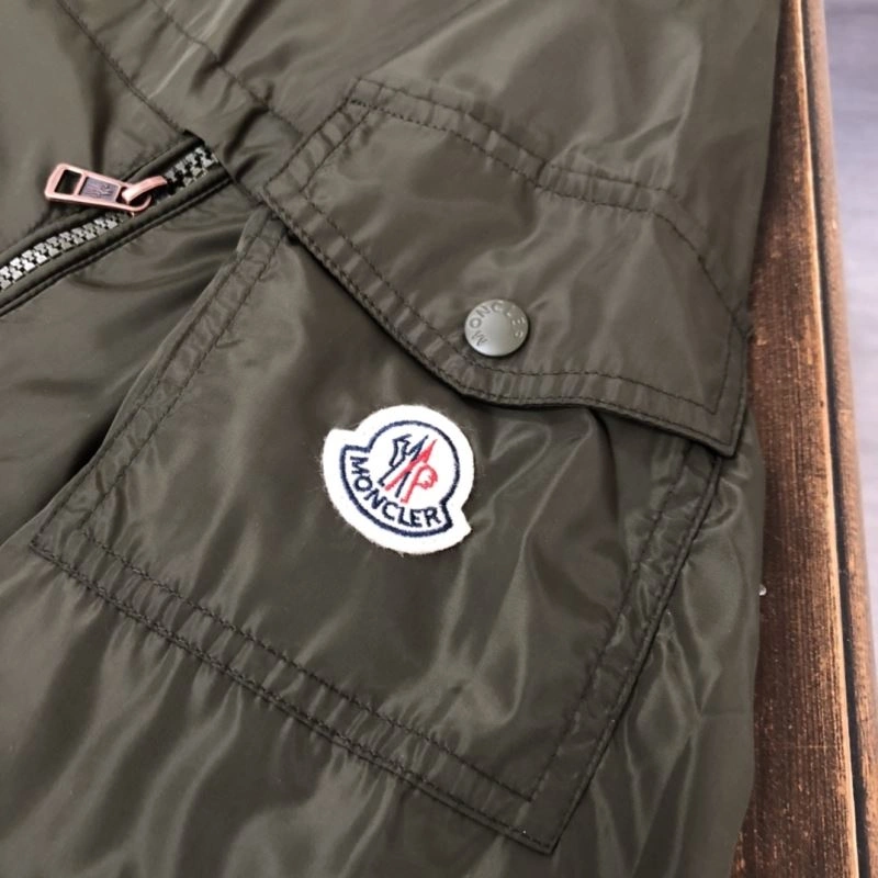 Moncler Outwear UrbanChic 143591