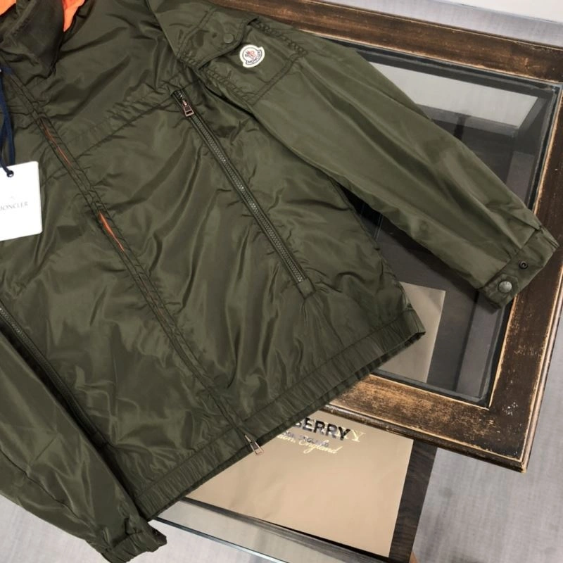 Moncler Outwear UrbanChic 143591