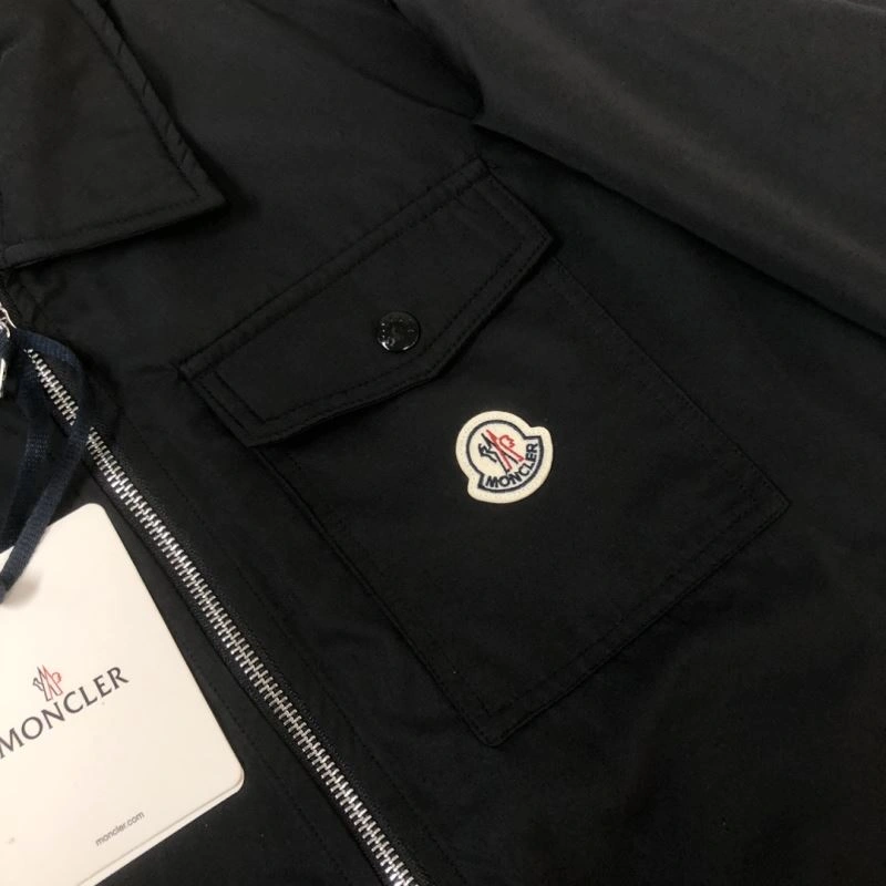 Moncler Outwear Colorful 143586