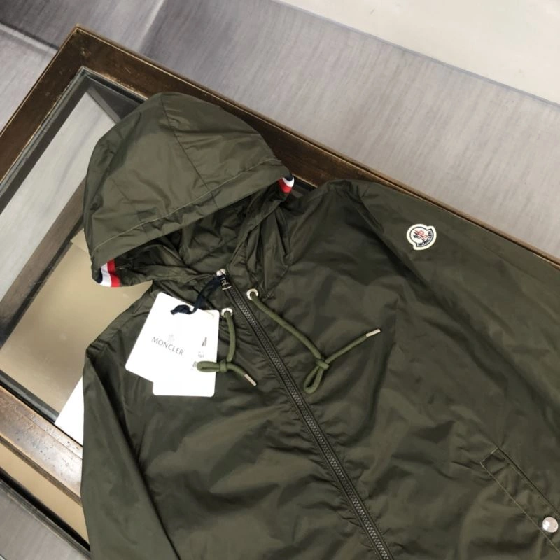 ZipUp Moncler Outwear 143587