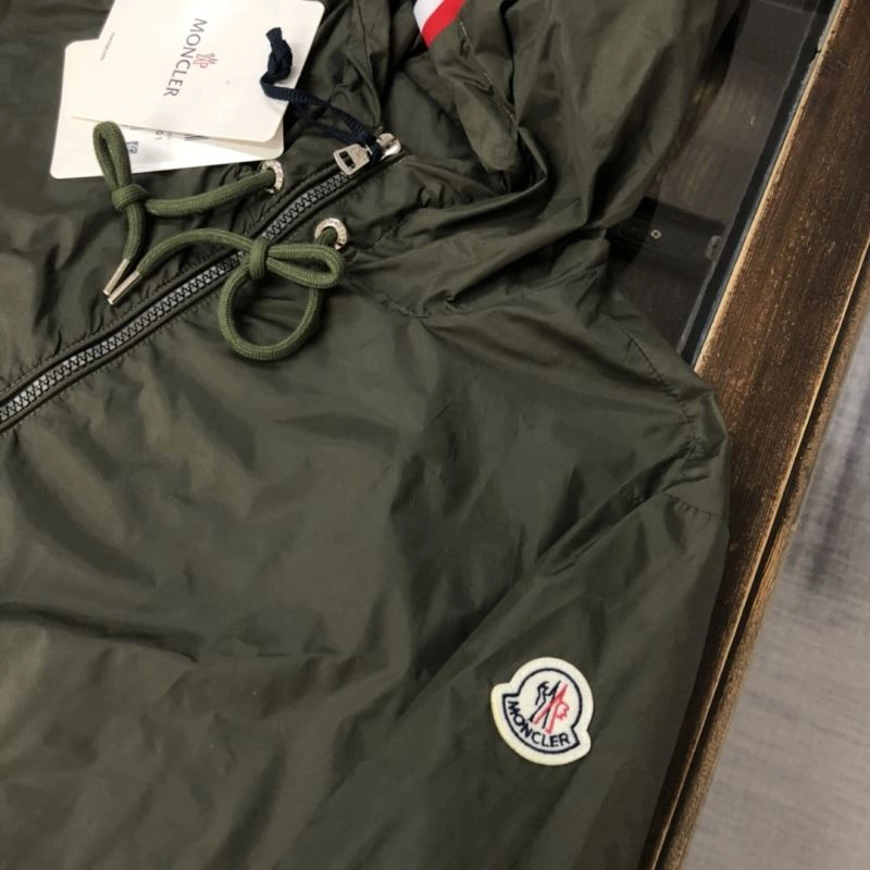 ZipUp Moncler Outwear 143587