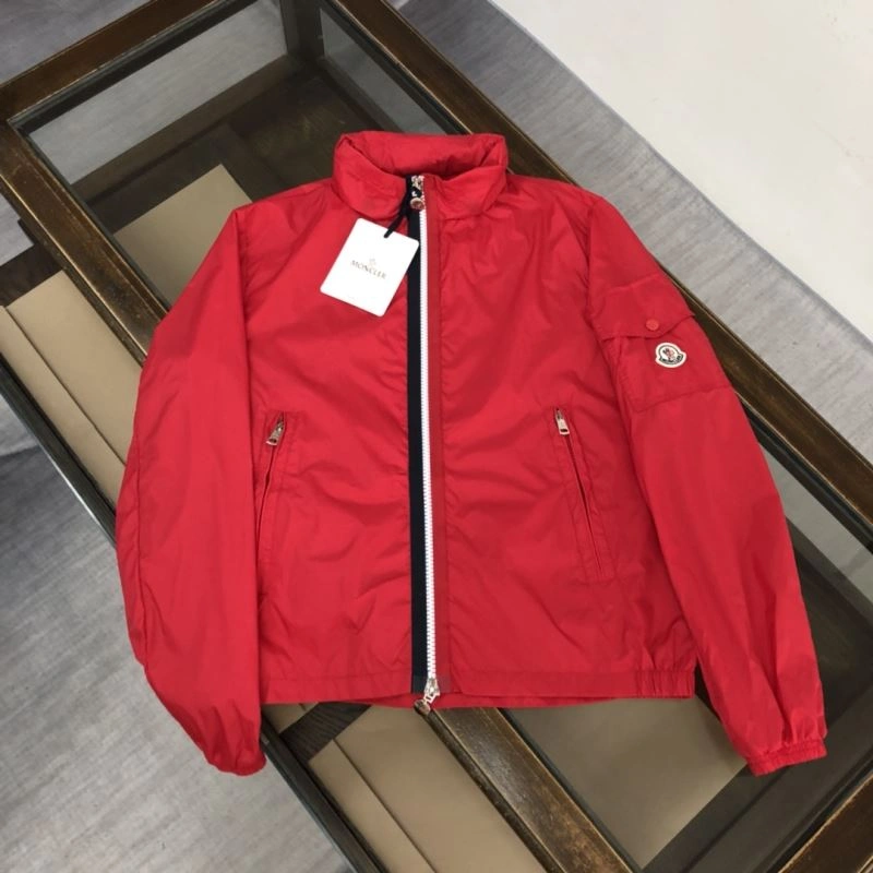 Moncler Outwear SmoothTexture 143589
