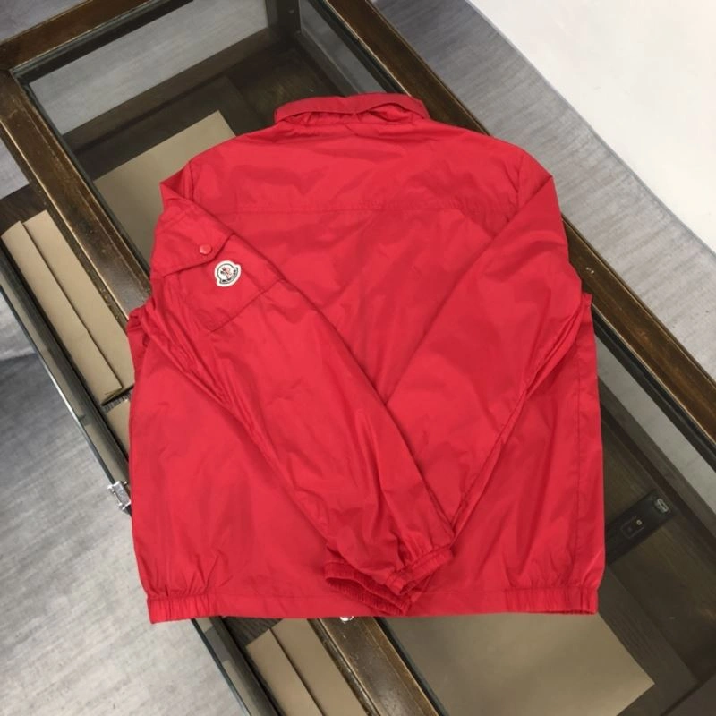 Moncler Outwear SmoothTexture 143589