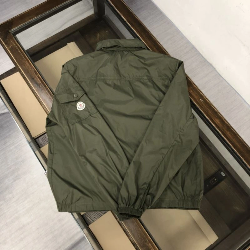 Unisex Moncler Outwear 143585
