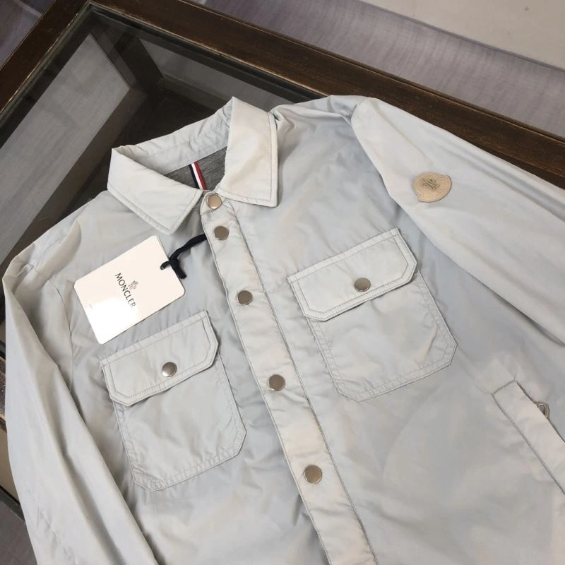 Functional Moncler Outwear 143584
