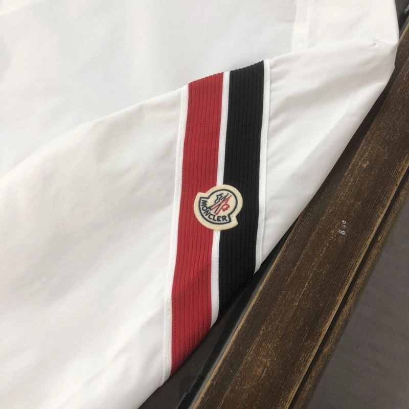 Durable Moncler Outwear 143573