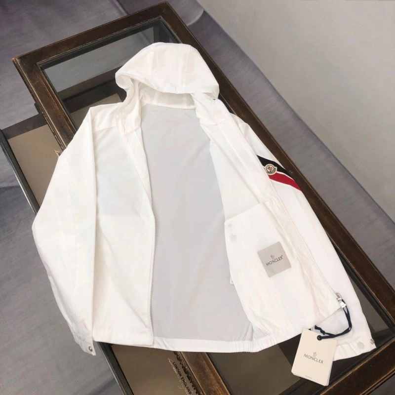 Durable Moncler Outwear 143573