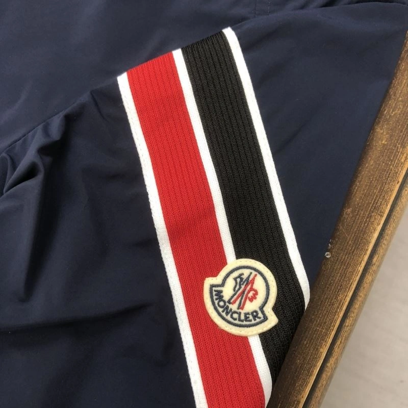 FreshLook Moncler Outwear 143570