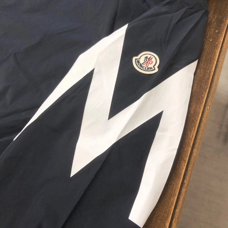 Moncler Outwear Functional 143571