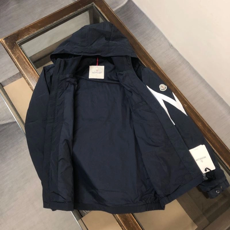 Moncler Outwear Functional 143571