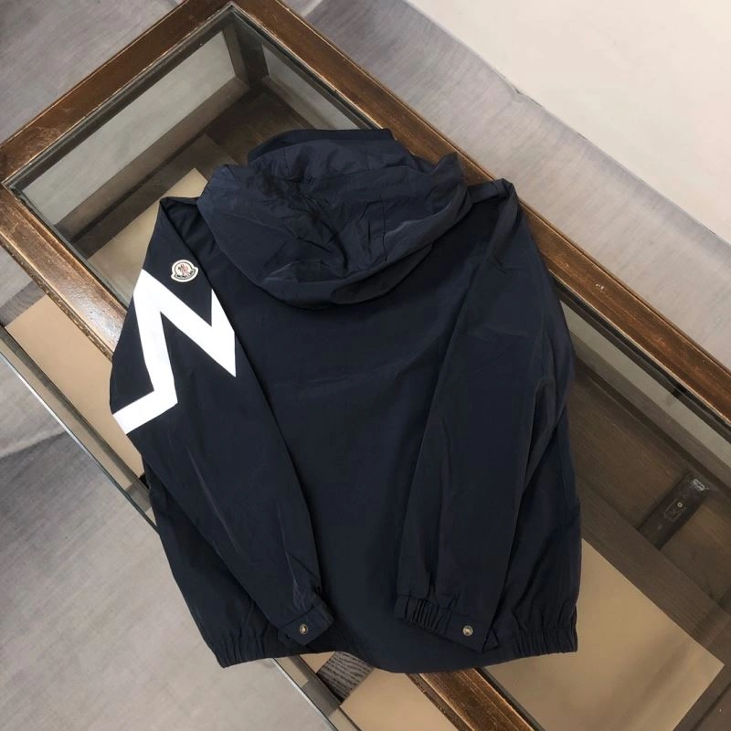 Moncler Outwear Functional 143571