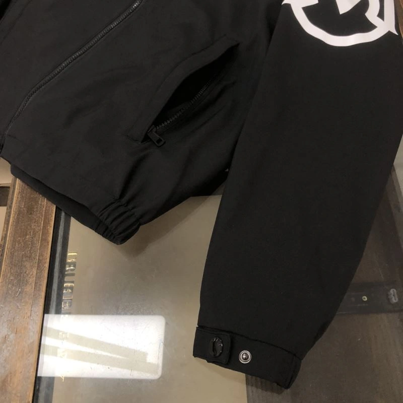 Moncler Outwear Stylish 143565
