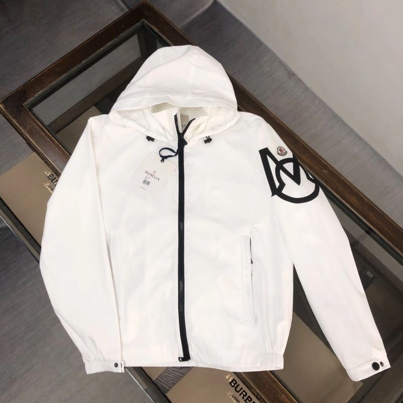Fashionable Moncler Outwear 143563