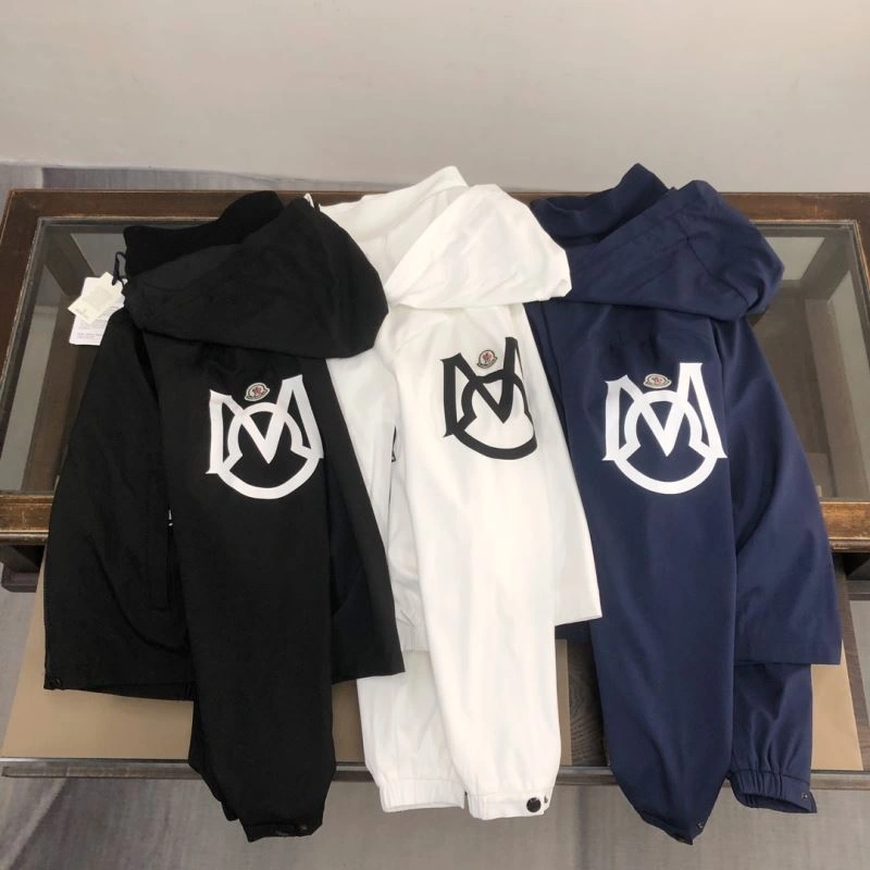 Fashionable Moncler Outwear 143563
