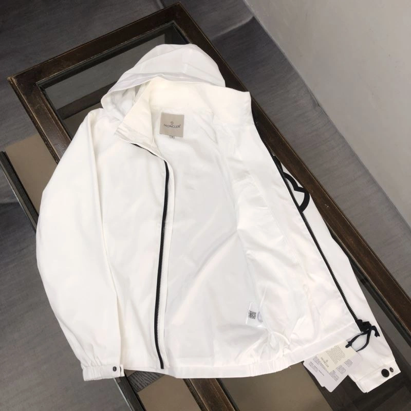 Fashionable Moncler Outwear 143563