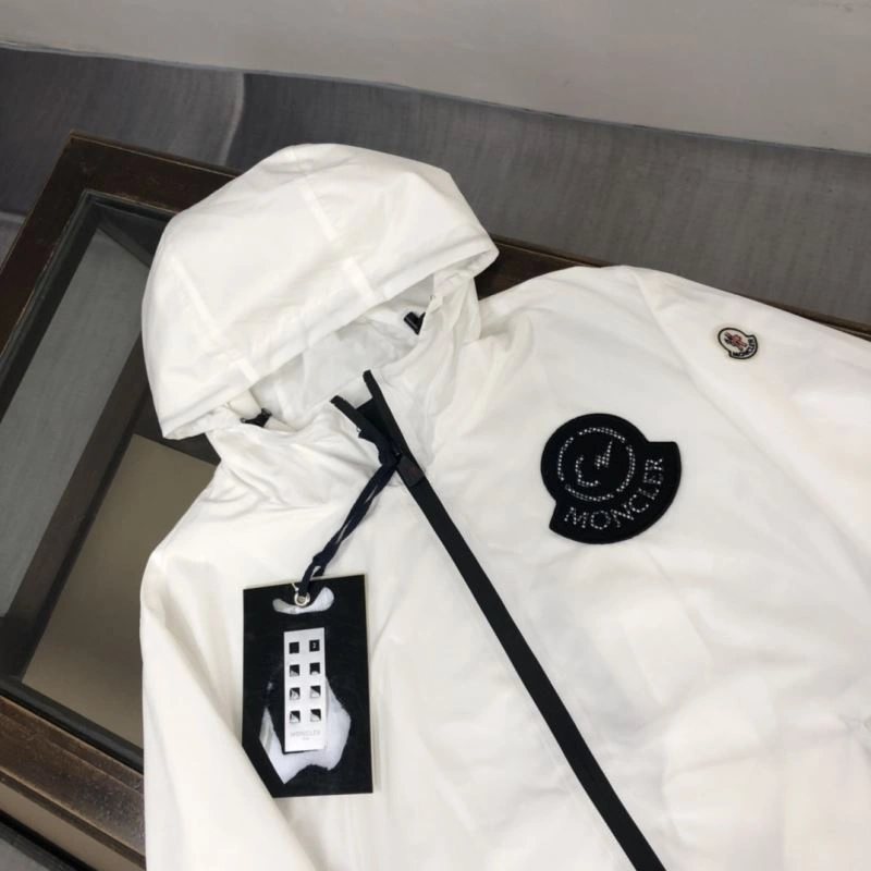 Moncler Outwear Contemporary 143562