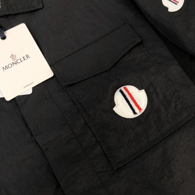 Moncler Outwear GoAnywhere 143554