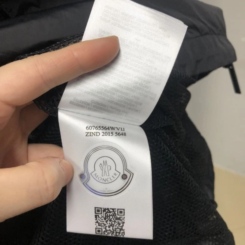 Moncler Outwear FlexibleFit 143535