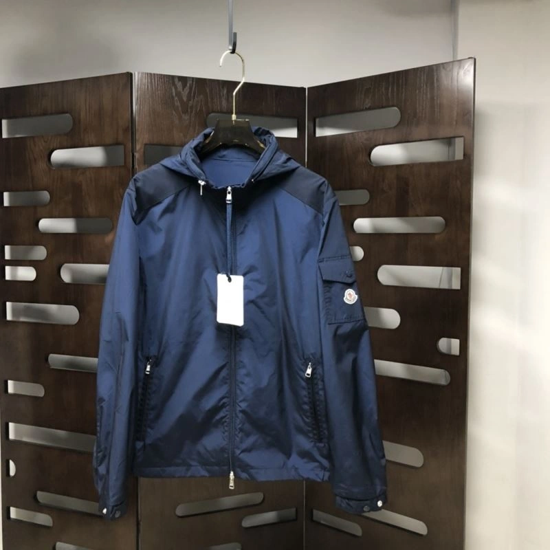Moncler Outwear Sustainable 143543