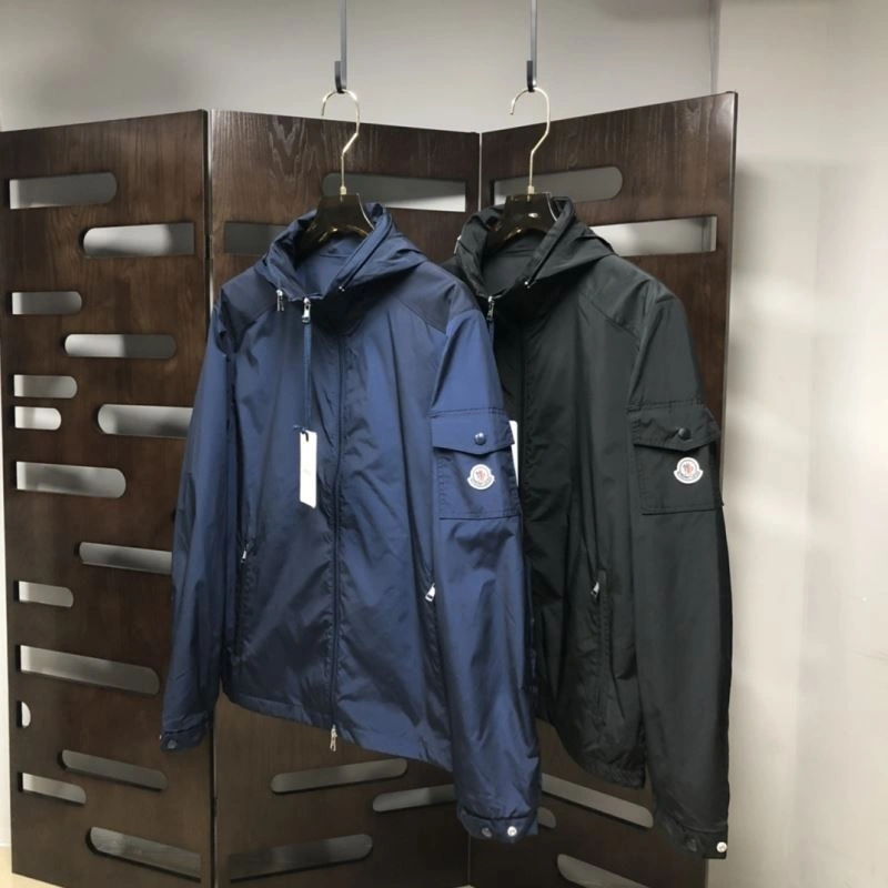 Moncler Outwear Sustainable 143543