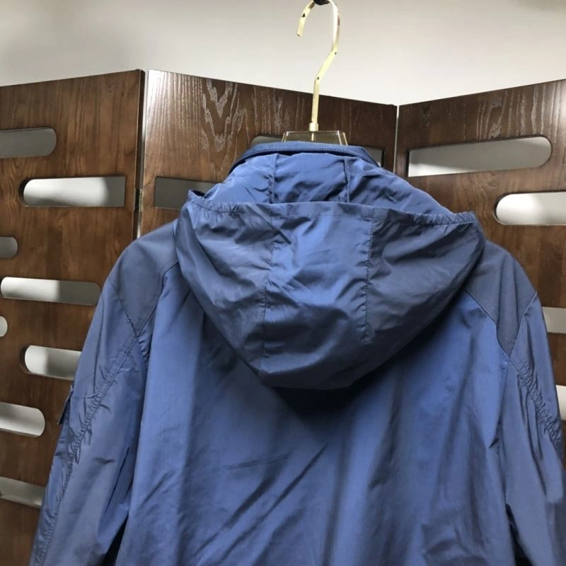 Moncler Outwear Sustainable 143543