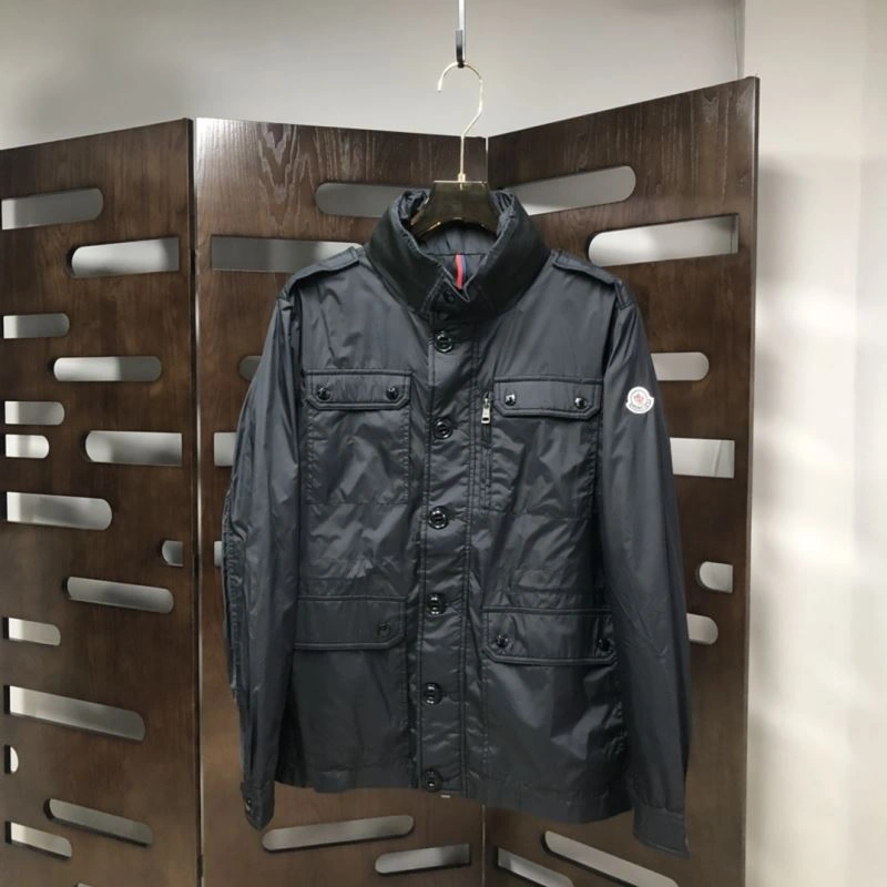 ComfortFit Moncler Outwear 143545