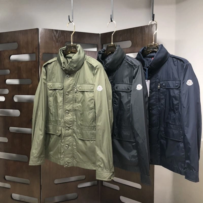 ComfortFit Moncler Outwear 143545