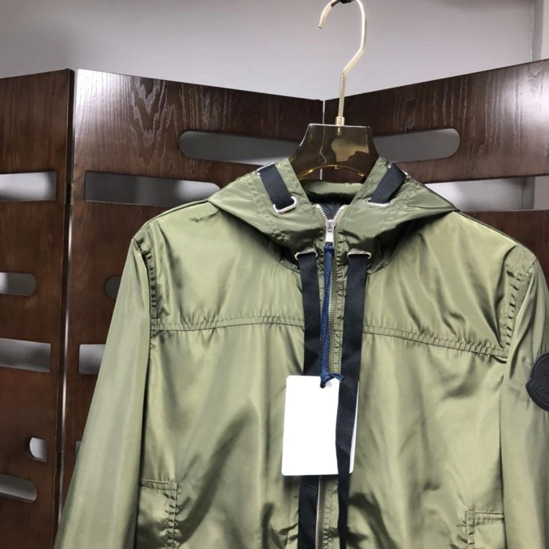 Efficient Moncler Outwear 143532