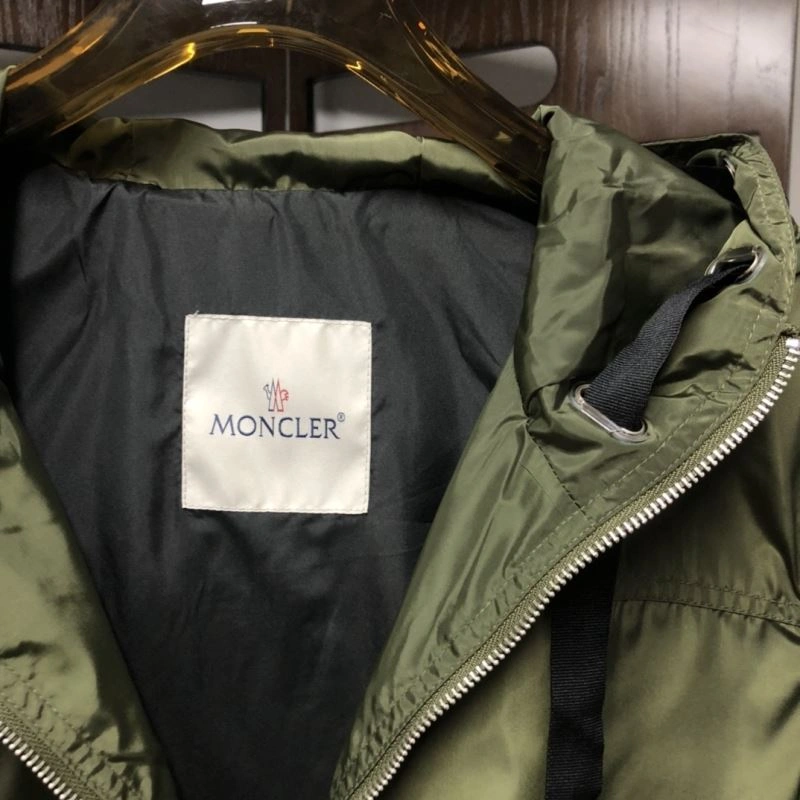 Efficient Moncler Outwear 143532