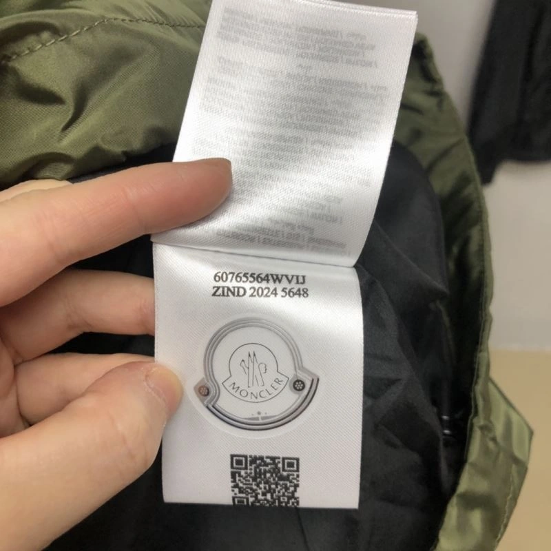 Efficient Moncler Outwear 143532