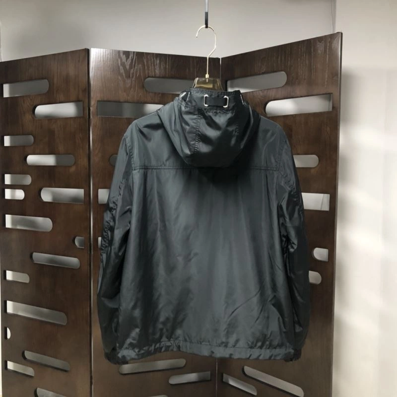 Moncler Outwear TimelessDesign 143534