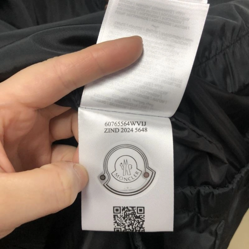 Efficient Moncler Outwear 143548