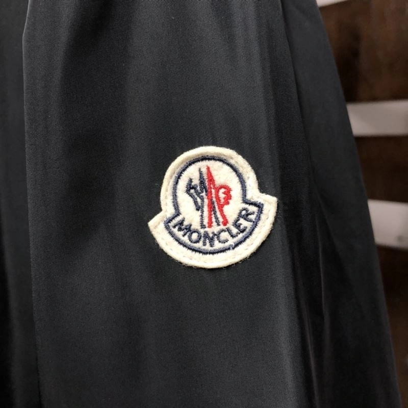 Contemporary Moncler Outwear 143527