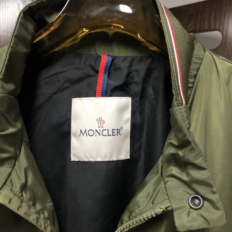 Moncler Outwear HighQuality 143526