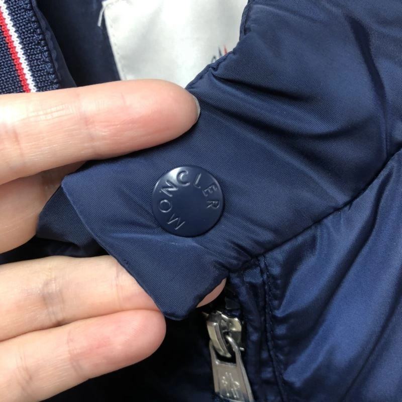 Contemporary Moncler Outwear 143524