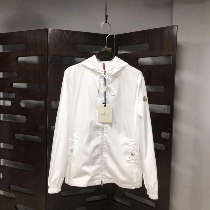 Sophisticated Moncler Outwear 143521