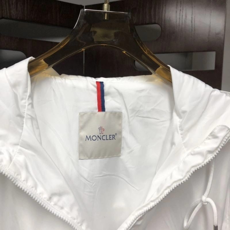 Sophisticated Moncler Outwear 143521