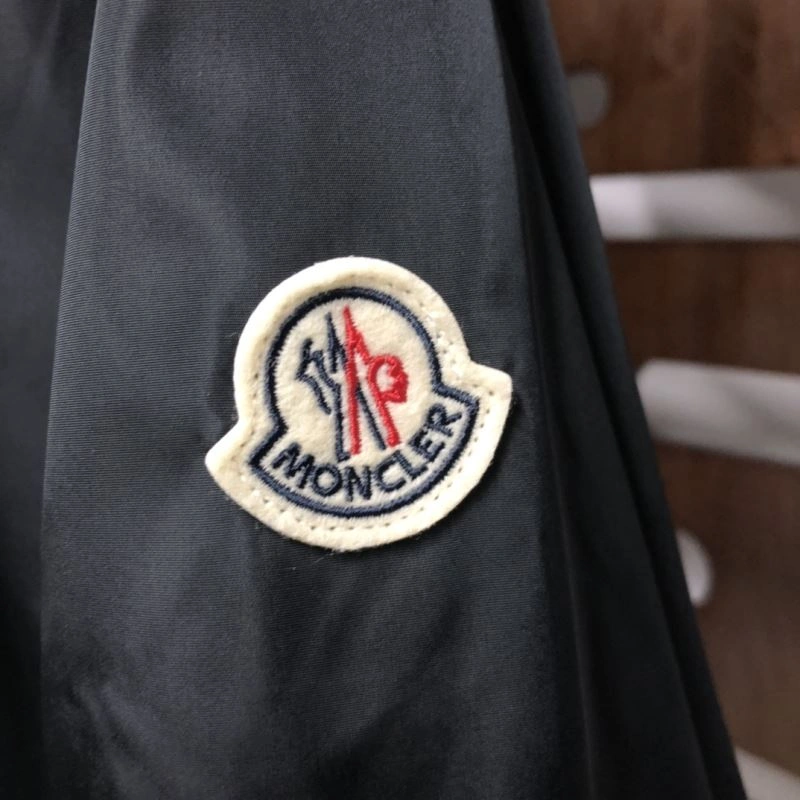 Moncler Outwear EyeCatching 143520
