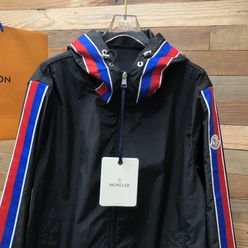 Moncler Outwear Unique 143519