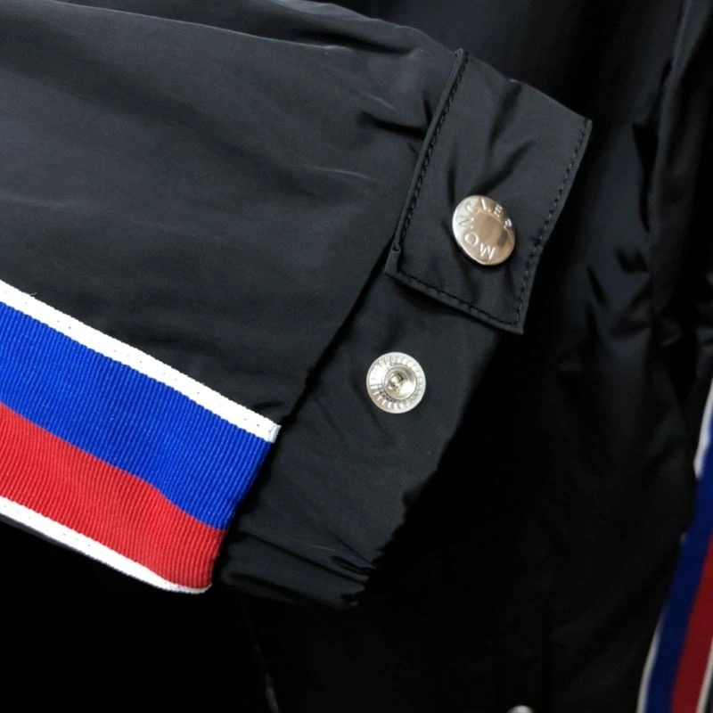 Moncler Outwear Unique 143519