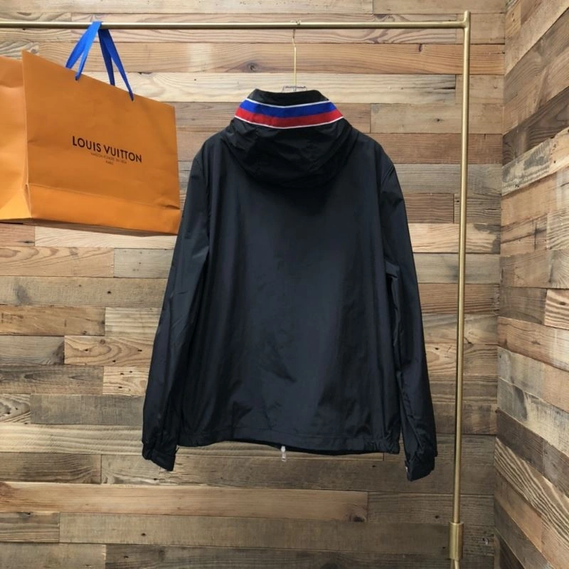 Moncler Outwear Unique 143519