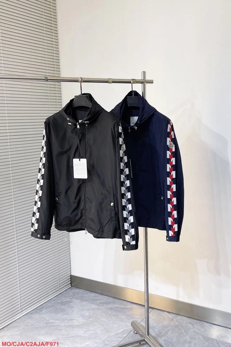 Moncler Outwear Affordable 143514