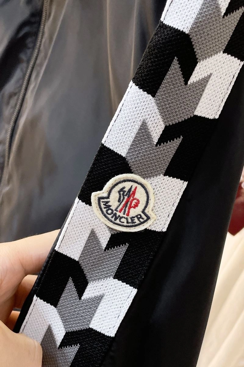 Moncler Outwear Affordable 143514
