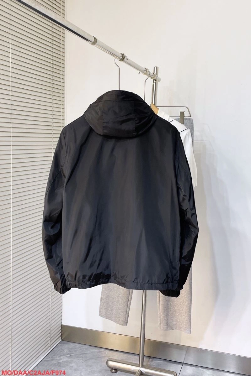 Moncler Outwear Supportive 143515