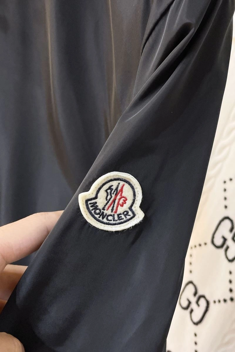 Moncler Outwear Supportive 143515