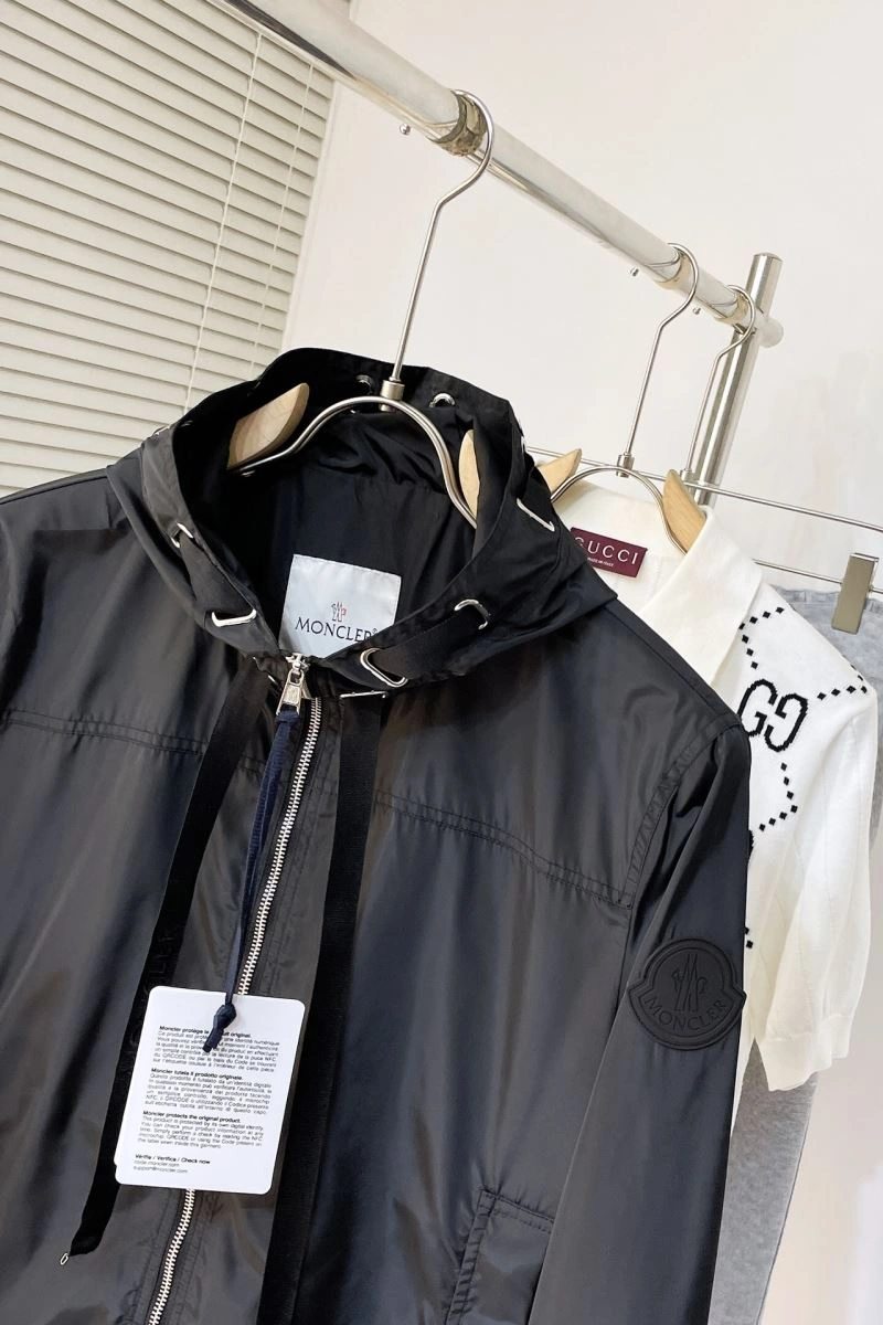 Moncler Outwear WrinkleFree 143512